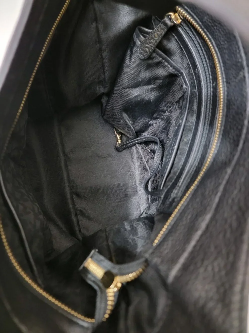 Michael Kors Bedford Large Black Pebbled Leather Hobo Shoulder Bag Gold Hardware